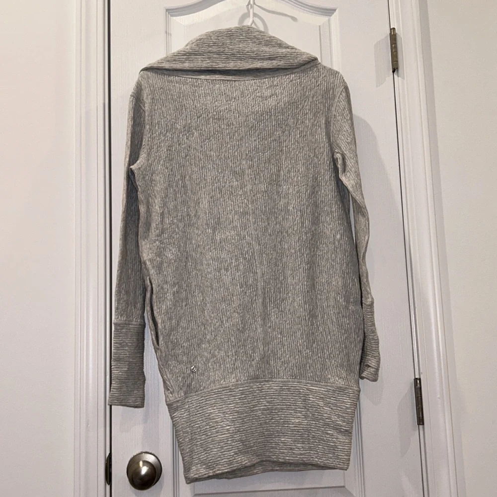 Lululemon Gray Sweater, Size XXS